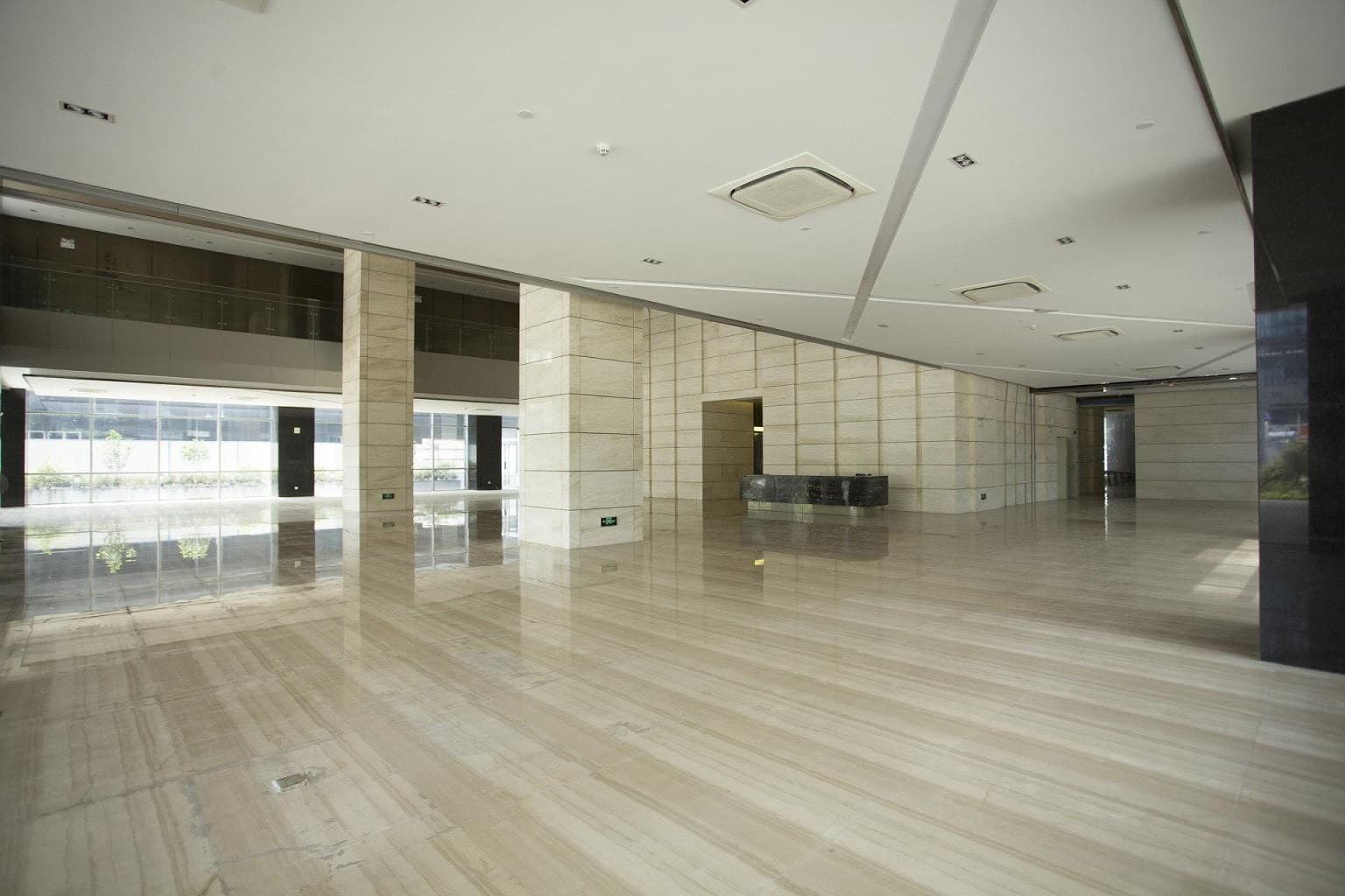 风华科技大厦大堂实景图