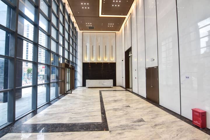 蘅芳科技大厦办公区实景图