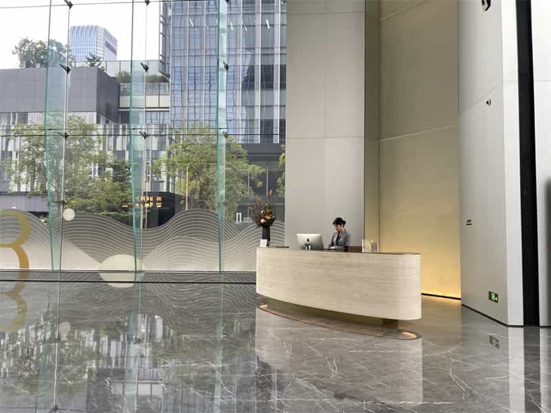 前海鸿荣源中心办公区实景图