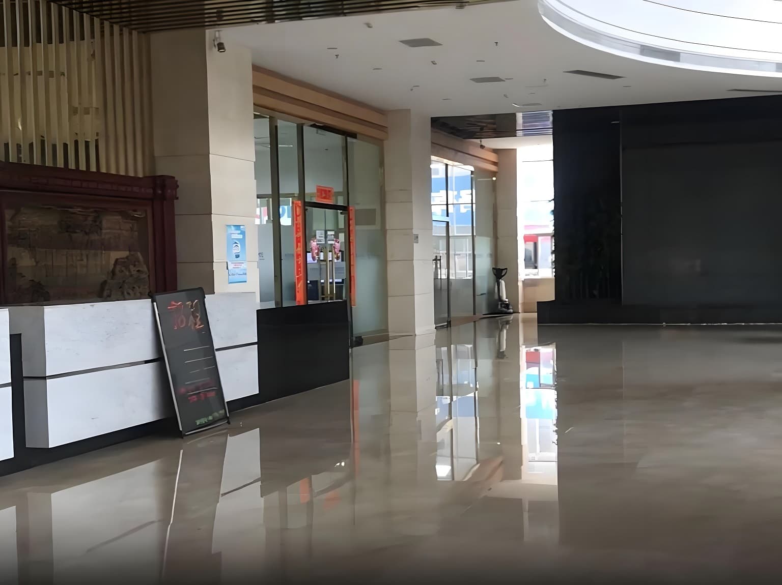 金富来大厦大堂实景图