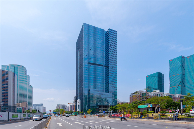 京地大厦建筑外观图