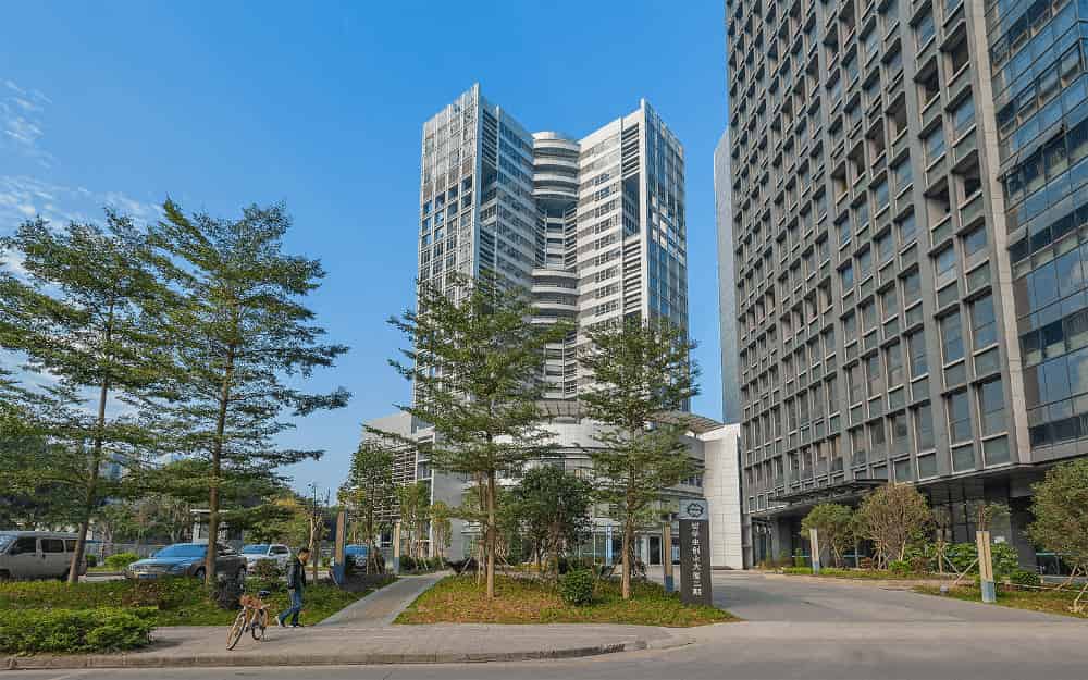 留学生创业大厦建筑外观图