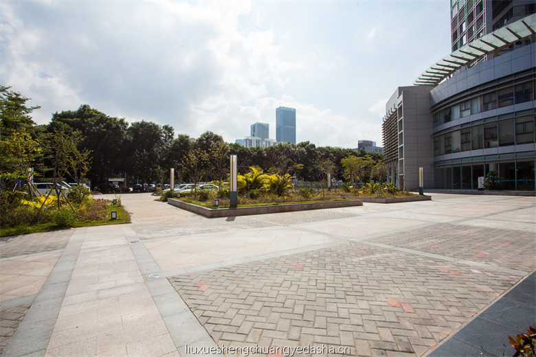 留学生创业大厦大堂实景图