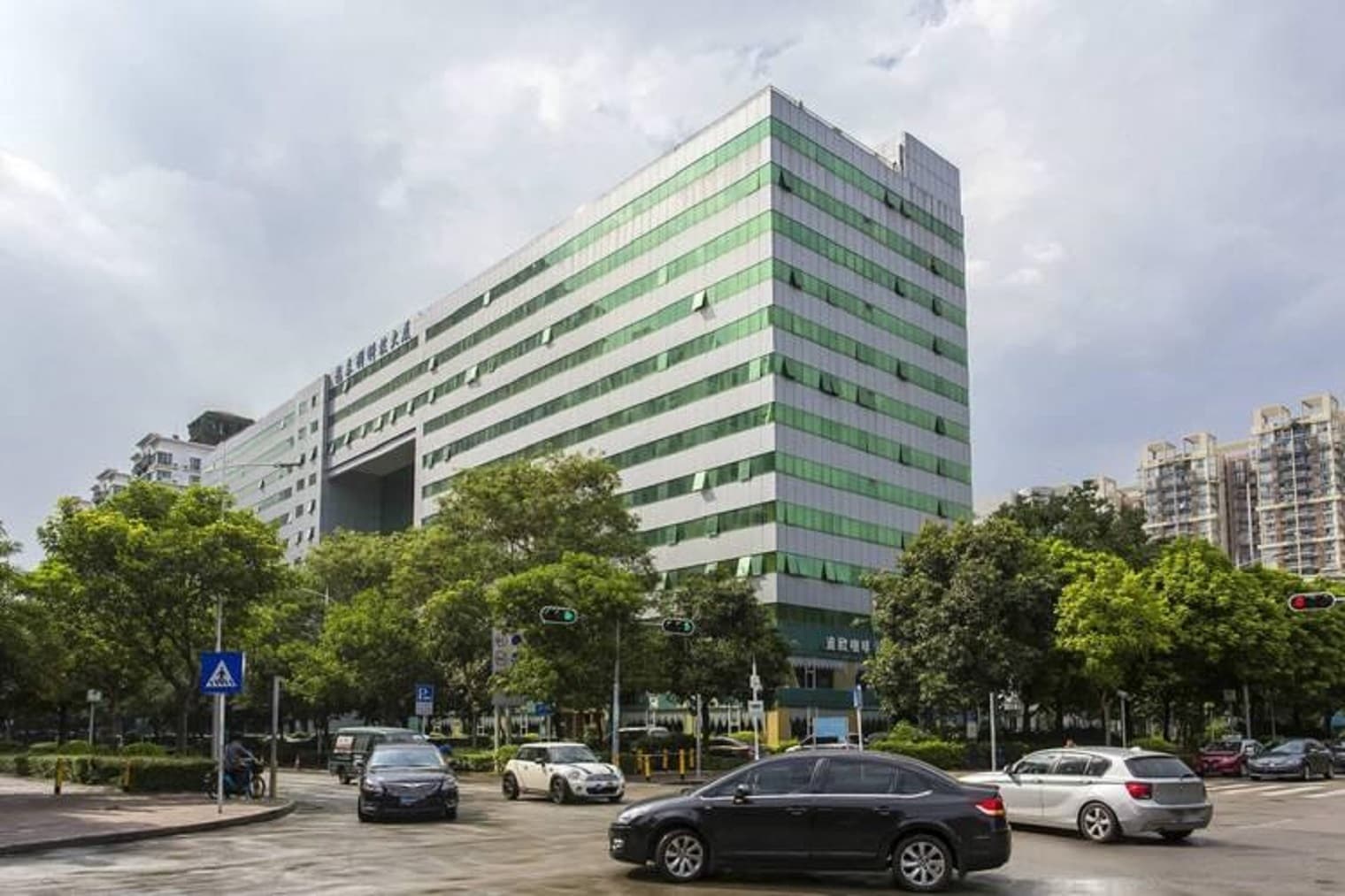 龙泰利科技大厦建筑外观图