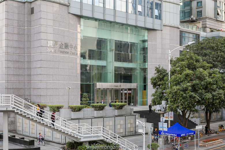 深圳世界金融中心大堂实景图