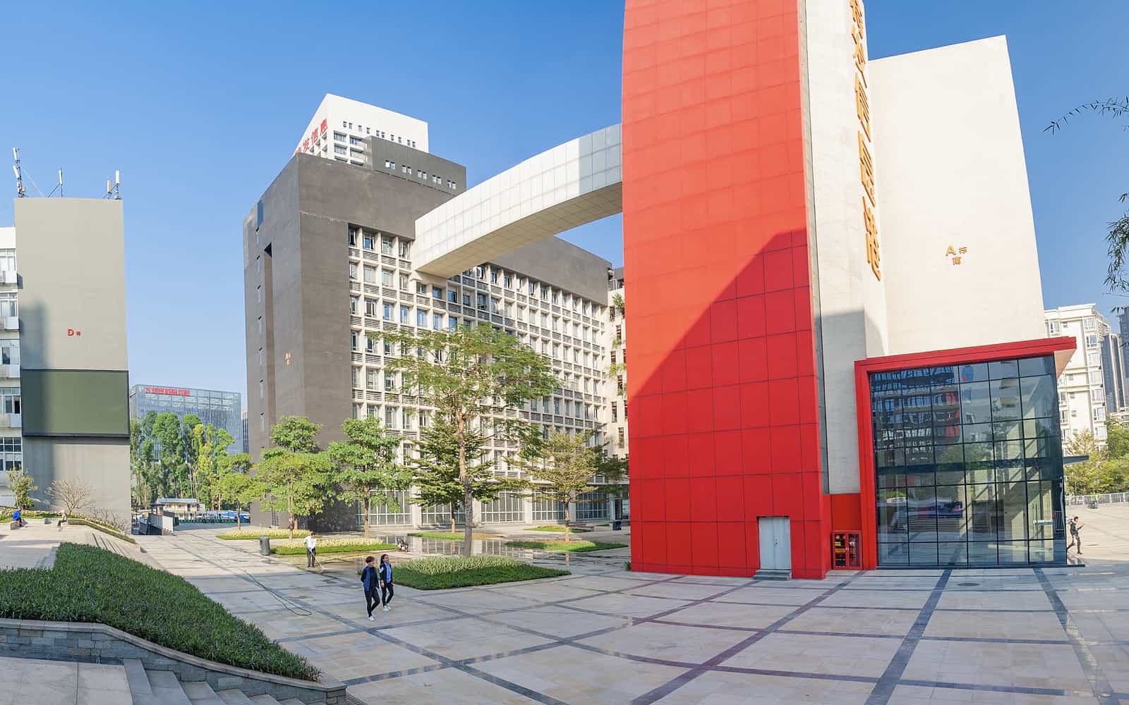 特发信息港大厦园区环境图