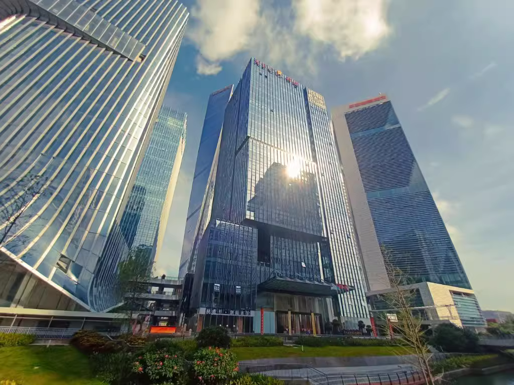 香缤国际金融中心建筑外观图