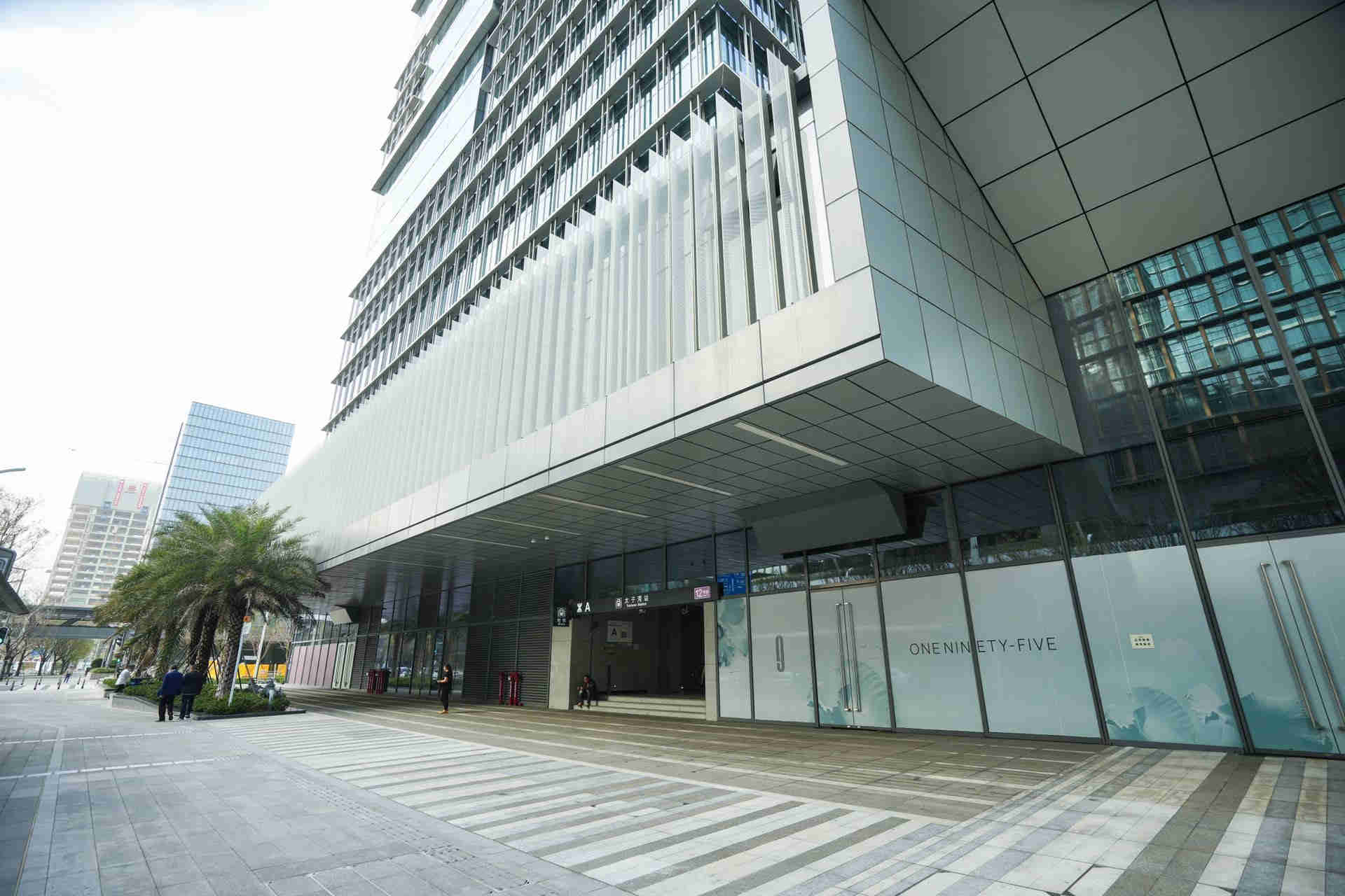 星峰上汇中心大堂实景图