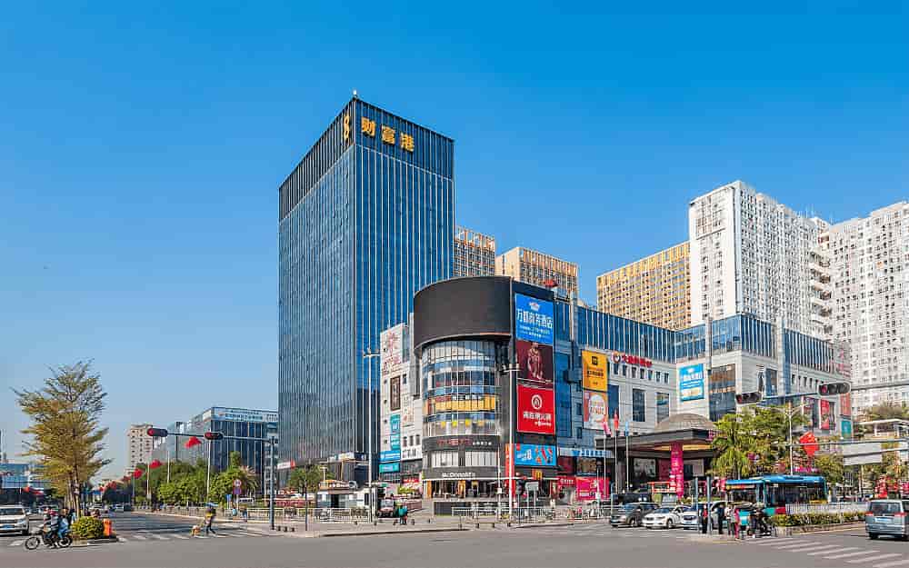 西乡财富港大厦建筑外观图