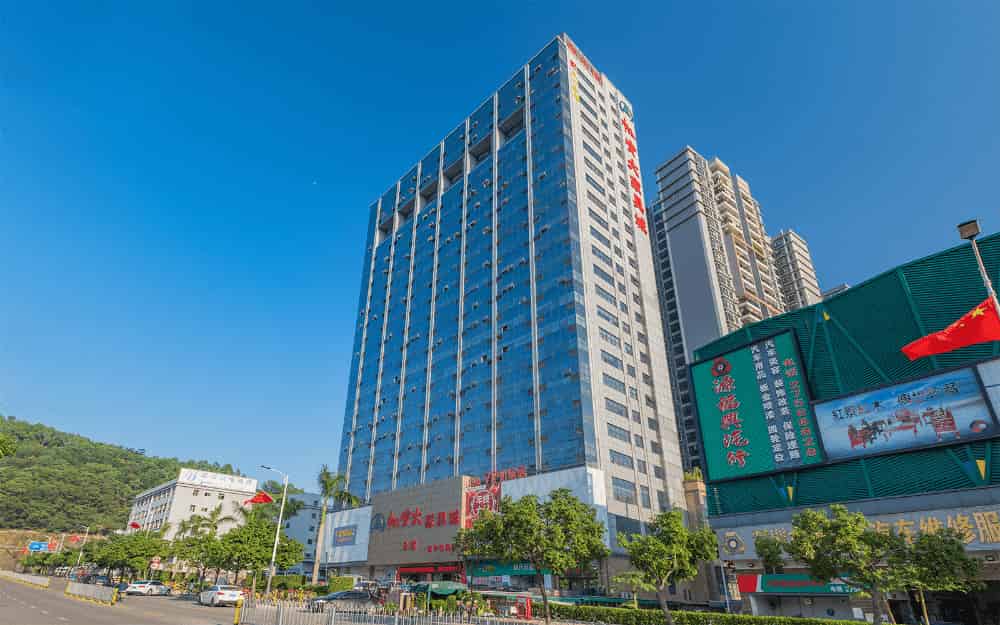雍华源科技大厦办公区实景图