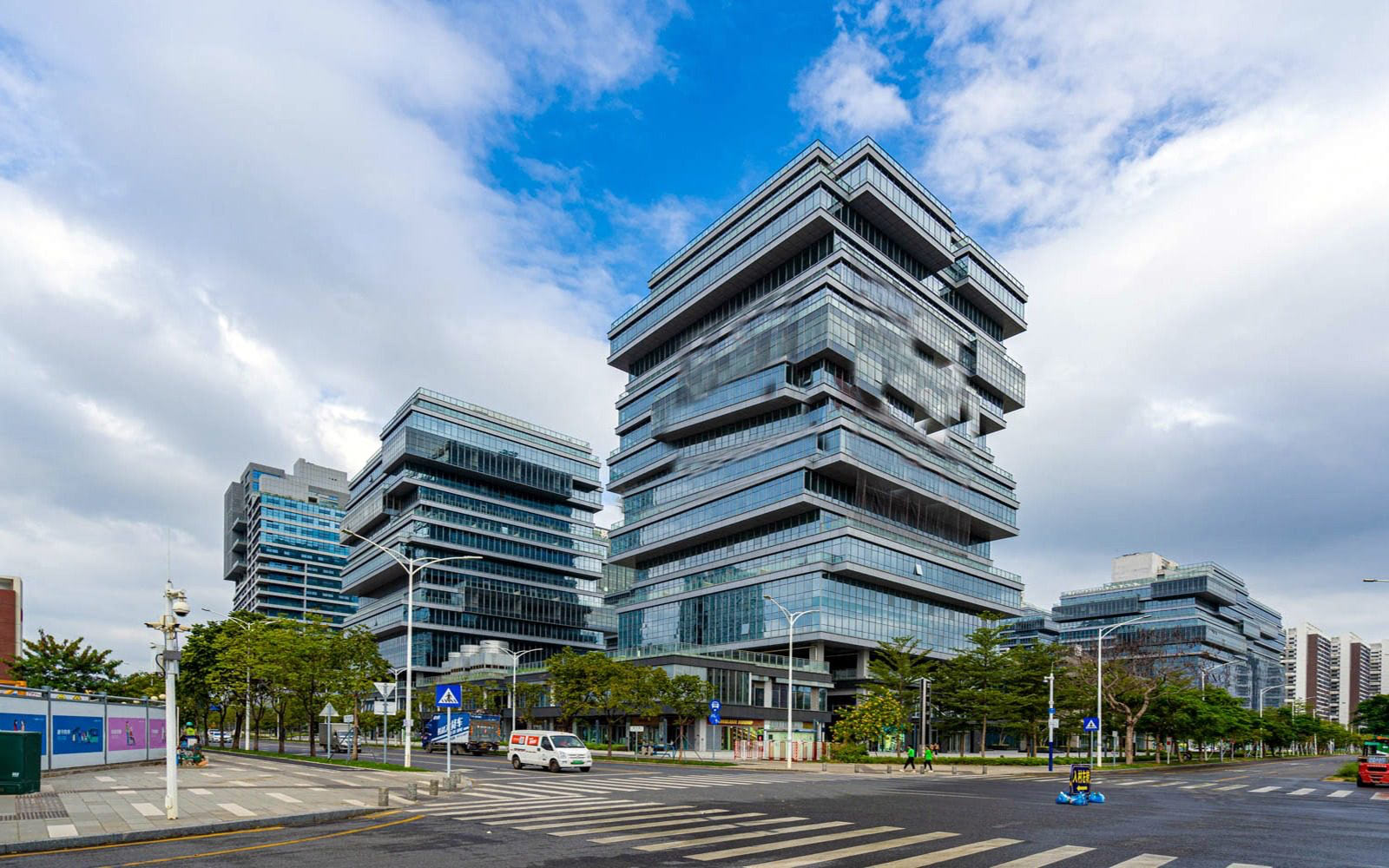 云智科技园建筑外观图