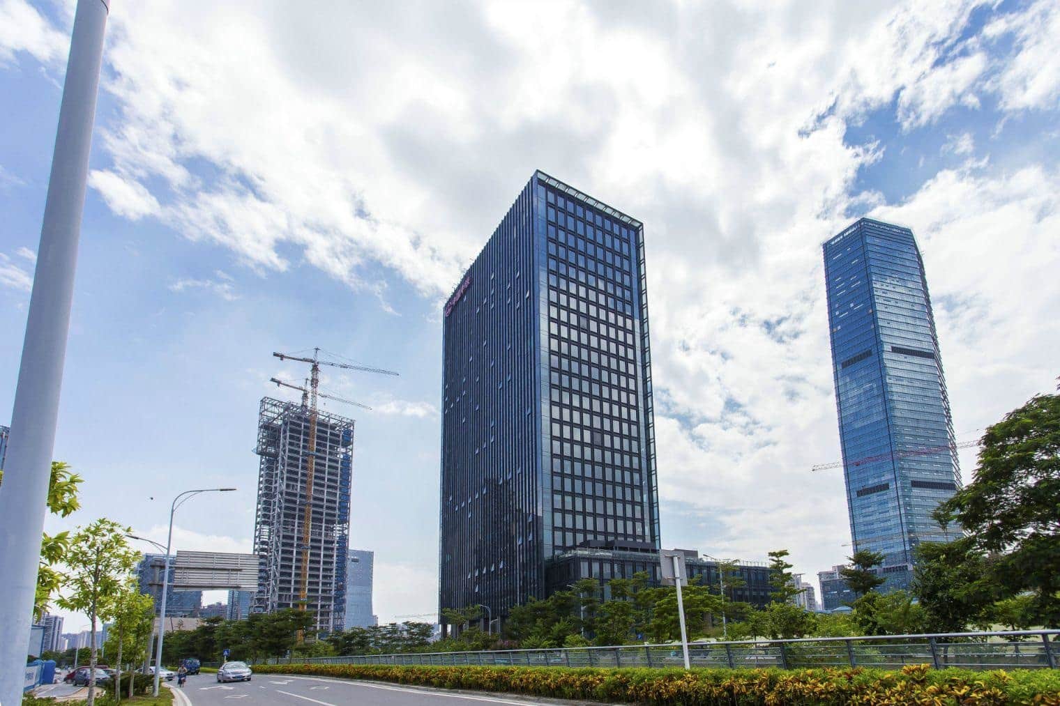 中铁南方总部大厦大堂实景图